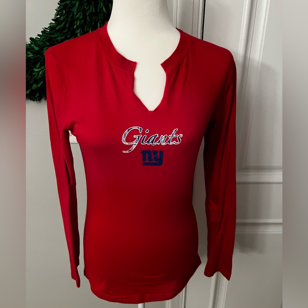NY Giants long sleeve top